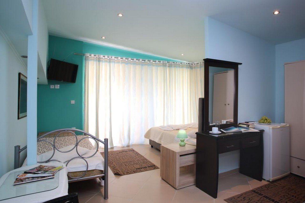 Hotel Pegasos Никиана Экстерьер фото